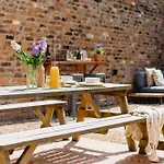 Cringle Cottage, The Lanes Cottages,